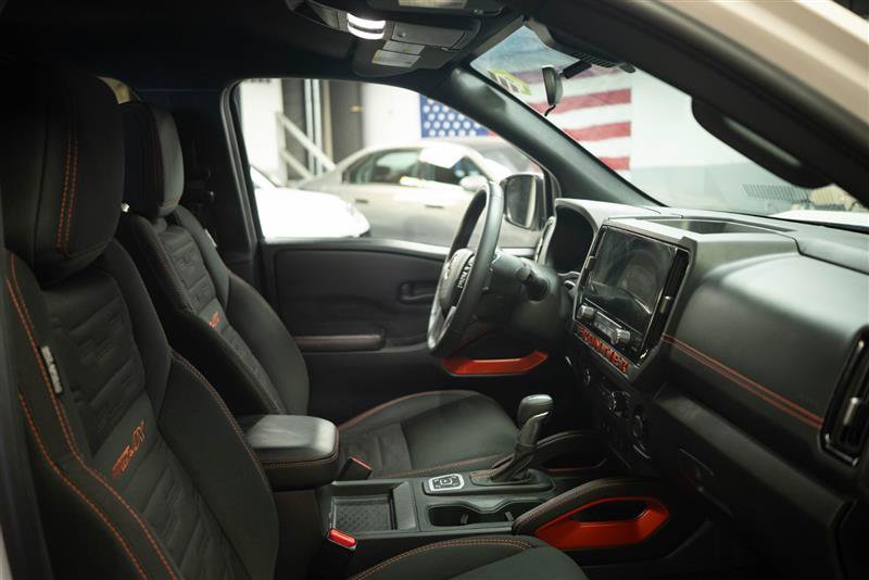 Used 2026 Nissan Frontier PRO-4X AWD/4WD image 12