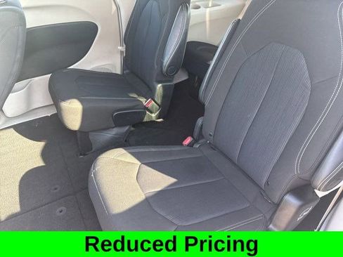 Used 2023 Chrysler Voyager LX FWD image 29
