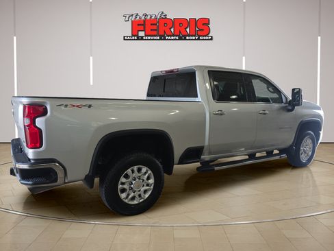 Used 2022 Chevrolet Silverado 2500 LTZ w/ LTZ Plus Package AWD/4WD image 5