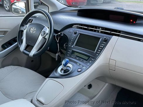 Used 2010 Toyota Prius Five image 15