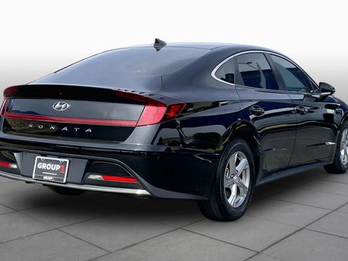 Used 2022 Hyundai Sonata SE w/ Preferred Accessory Package FWD image 12