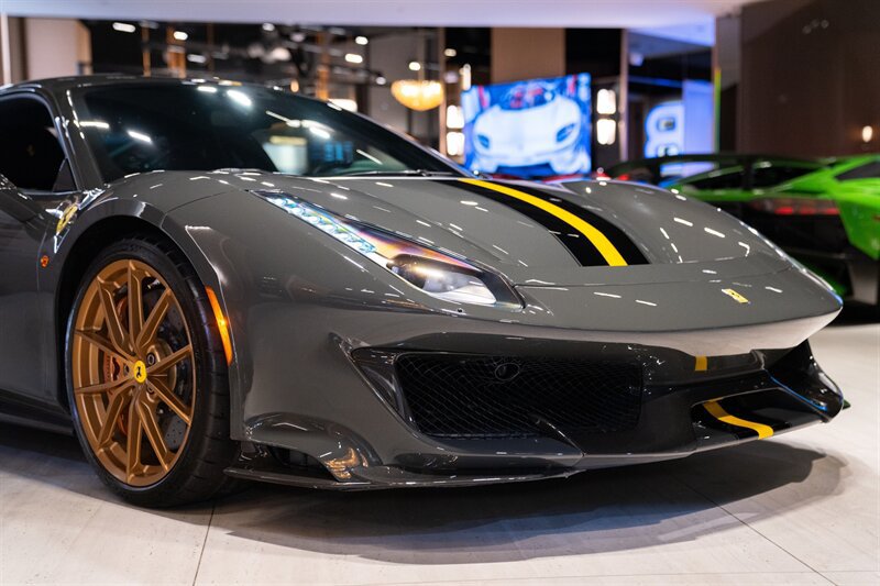 Used 2019 Ferrari 488 Pista Coupe RWD image 12