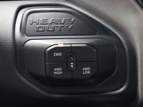 Used 2025 RAM 3500 Lone Star image 27