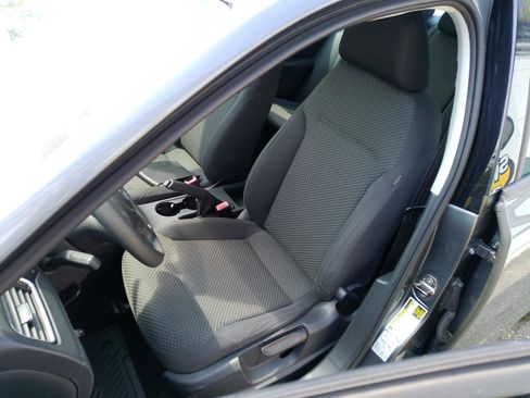 Used 2012 Volkswagen Jetta S FWD image 5