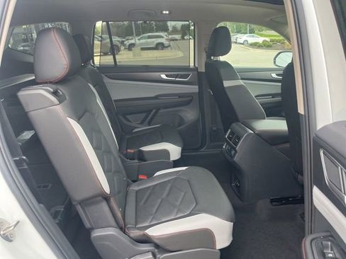 New 2026 Volkswagen Atlas Peak Edition AWD/4WD image 31