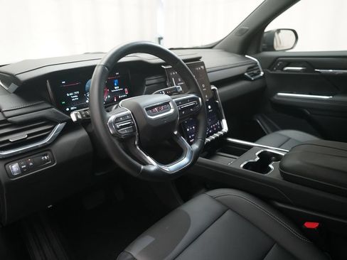 Used 2024 GMC Acadia Elevation FWD image 8