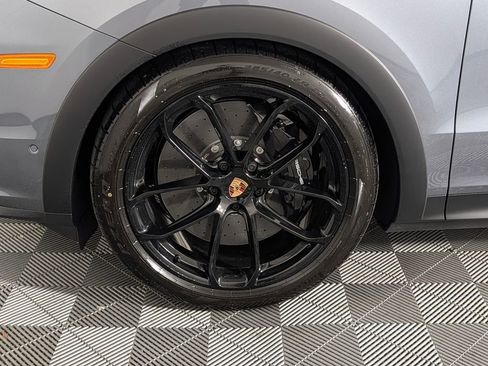 New 2026 Porsche Cayenne Turbo GT AWD/4WD image 10