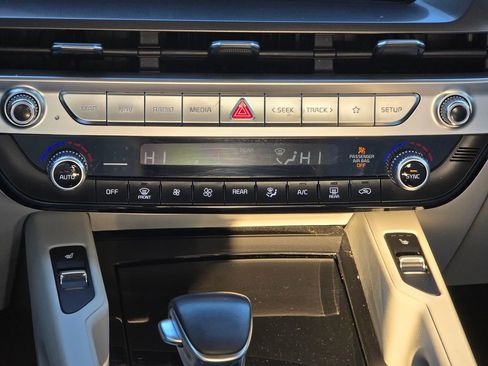 Used 2023 Kia Telluride S w/ S Sunroof Package image 37