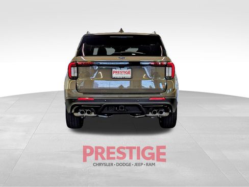 Used 2026 Ford Explorer ST w/ Sun And Sound Package AWD/4WD image 9