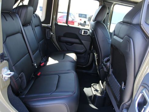 New 2026 Jeep Wrangler Unlimited Rubicon 392 w/ Quick Order Package 27X Moab AWD/4WD image 12