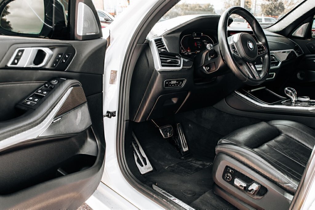 Used 2021 BMW X5 M50i w/ Executive Package AWD/4WD image 15