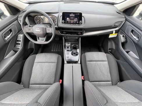 New 2026 Nissan Rogue SV FWD image 18