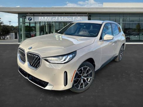 Used 2026 BMW X3 xDrive30 w/ Premium Package AWD/4WD image 3
