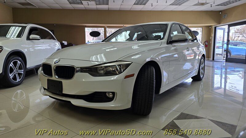 Used 2013 BMW 328i Sedan RWD image 2