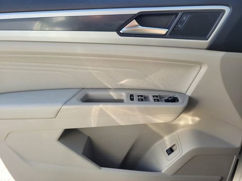 Used 2021 Volkswagen Atlas SEL R-Line image 24