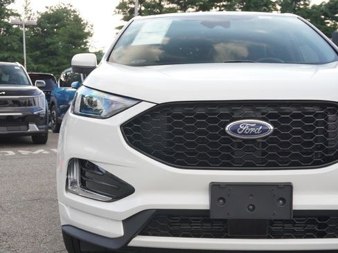 Used 2022 Ford Edge ST-Line image 14
