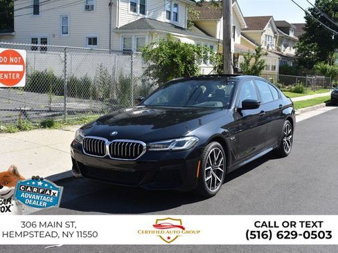Used 2023 BMW 530e xDrive w/ Premium Package AWD/4WD image 2