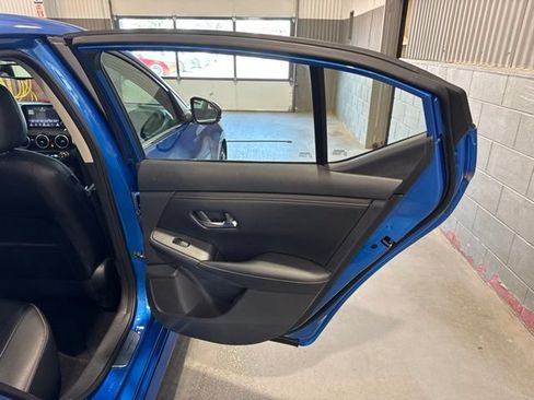 Certified 2020 Nissan Sentra SR w/ Premium Package FWD image 14