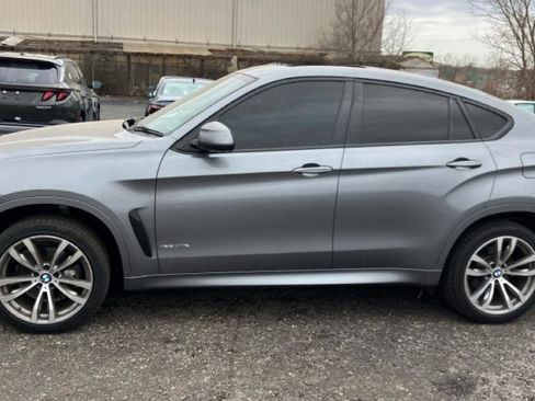 Used 2019 BMW X6 xDrive35i w/ M Sport Package image 2