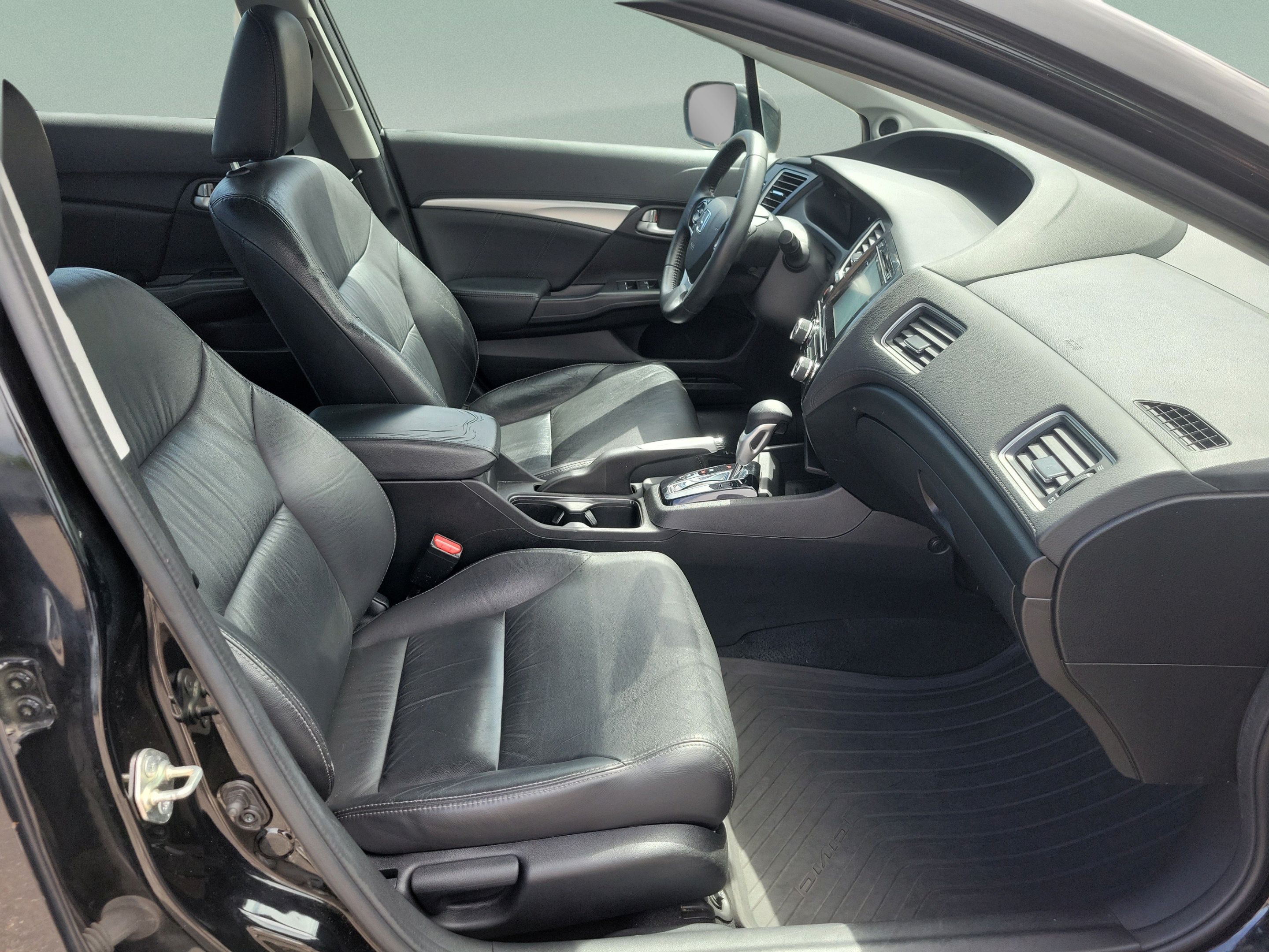 Used 2015 Honda Civic EX-L image 18
