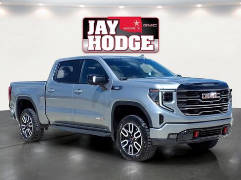 Used 2025 GMC Sierra 1500 AT4 w/ AT4 Premium Package AWD/4WD image 1
