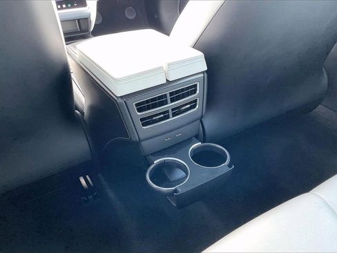 Used 2017 Tesla Model S P100D image 32