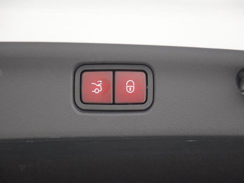 Certified 2023 Mercedes-Benz C 43 AMG AMG C 43 image 32