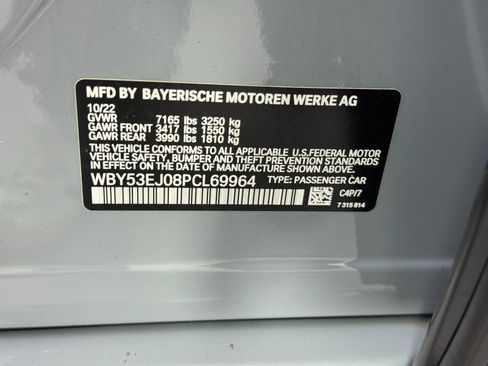 Used 2023 BMW i7 xDrive60 w/ Executive Package 2 image 56