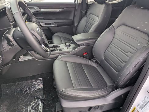 New 2025 Ford Ranger Lariat w/ Trailer Tow Package image 16