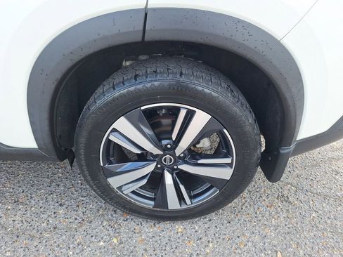 Used 2021 Nissan Rogue SL image 25