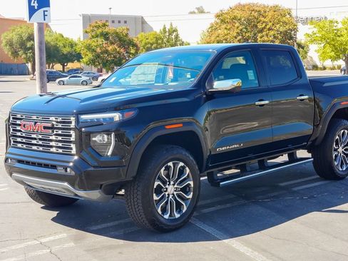 New 2026 GMC Canyon Denali AWD/4WD image 3