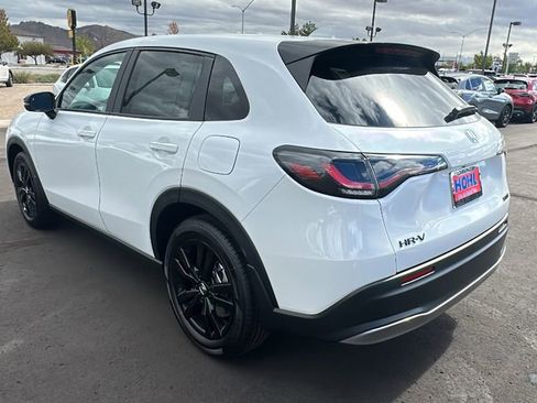 New 2026 Honda HR-V Sport image 5
