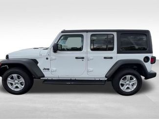 Used 2023 Jeep Wrangler Unlimited Sport AWD/4WD video 3