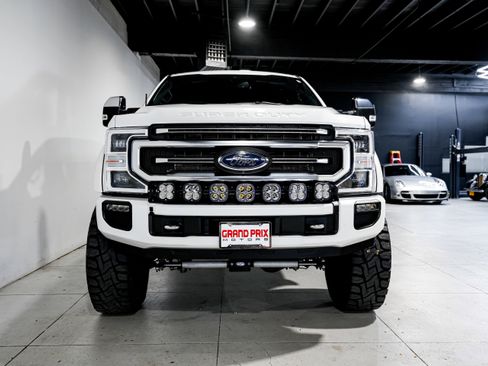 Used 2022 Ford F350 Platinum AWD/4WD image 5