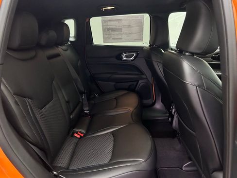New 2026 Jeep Compass Latitude image 19