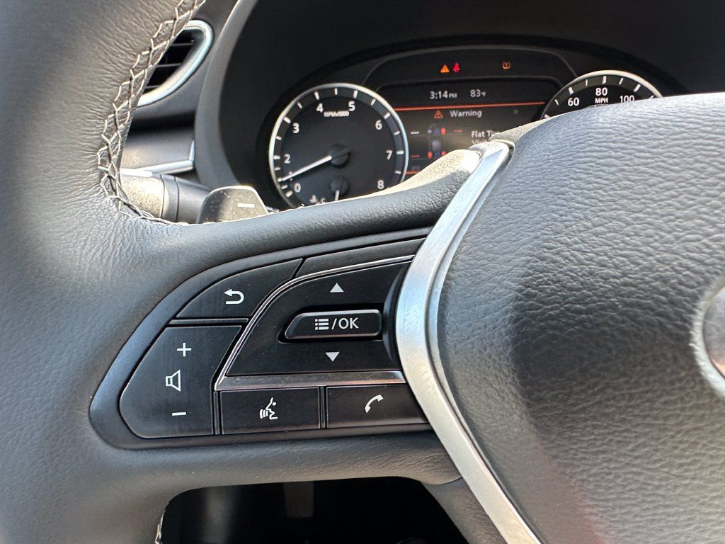 Used 2023 INFINITI QX50 Luxe FWD image 22