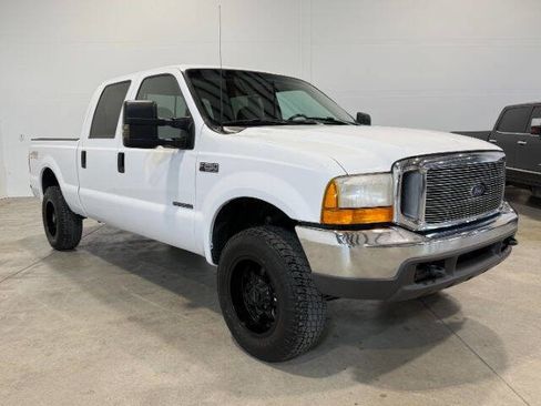 Used 1999 Ford F250 XLT image 5