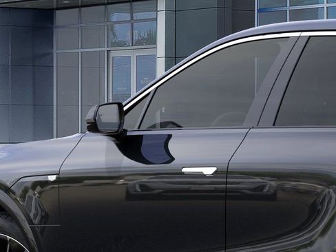 New 2026 Cadillac Lyriq Signature Luxury RWD image 12