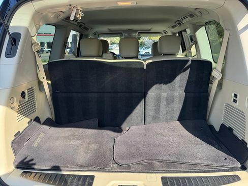 Used 2018 INFINITI QX80 4WD w/ Driver Assistance Package image 16