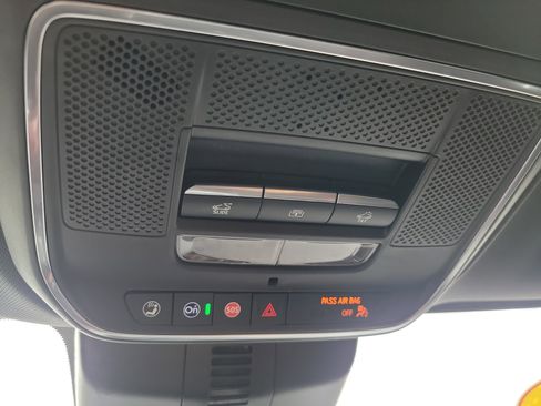 Certified 2024 Chevrolet Traverse RS w/ LPO, Floor Liner Package FWD image 19