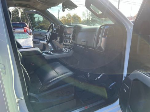 Used 2015 Chevrolet Silverado 1500 LTZ image 21
