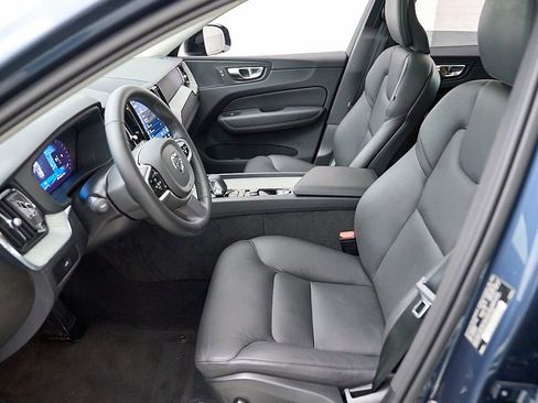 Certified 2025 Volvo XC60 B5 Plus w/ Climate Package AWD/4WD image 14