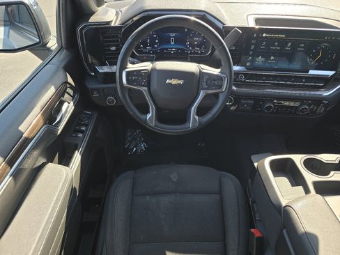 Used 2025 Chevrolet Silverado 1500 LT image 31