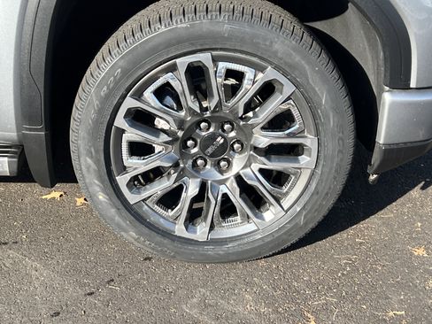 Used 2024 GMC Sierra 1500 Denali w/ Denali Reserve Package image 13