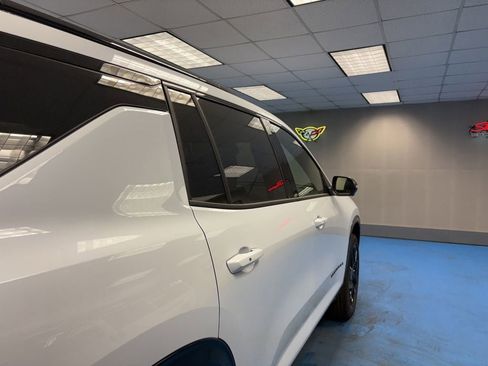 New 2026 Chevrolet Traverse RS w/ LPO, Floor Liner Package AWD/4WD image 6