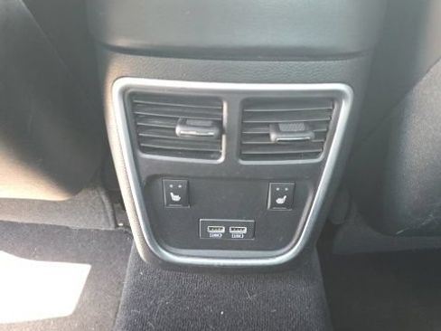 Used 2022 Dodge Charger SXT w/ Leather Interior Group RWD image 27