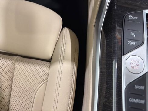 Certified 2023 BMW 330i xDrive 330i xDrive w/ Driving Assistance Package image 38