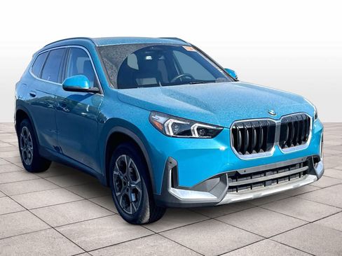 Used 2023 BMW X1 xDrive28i w/ Convenience Package AWD/4WD image 3
