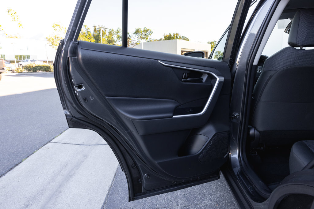 Certified 2023 Toyota RAV4 LE FWD image 29