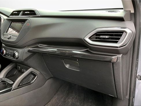 Used 2022 Chevrolet TrailBlazer LS image 24